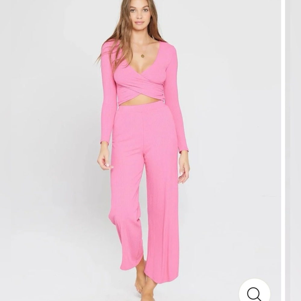 L*Space Resort Lounge Pant in Bubblegum Pink. Size M.NWT. MSRP $110.